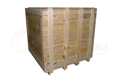 Caixa de madeira grande para transporte